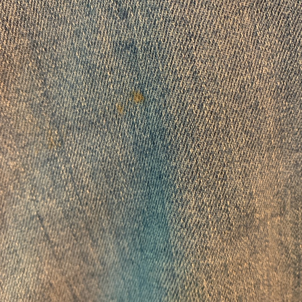 Light weight Old Navy Curve skinny,distressed jeans. - Picture 6 of 9